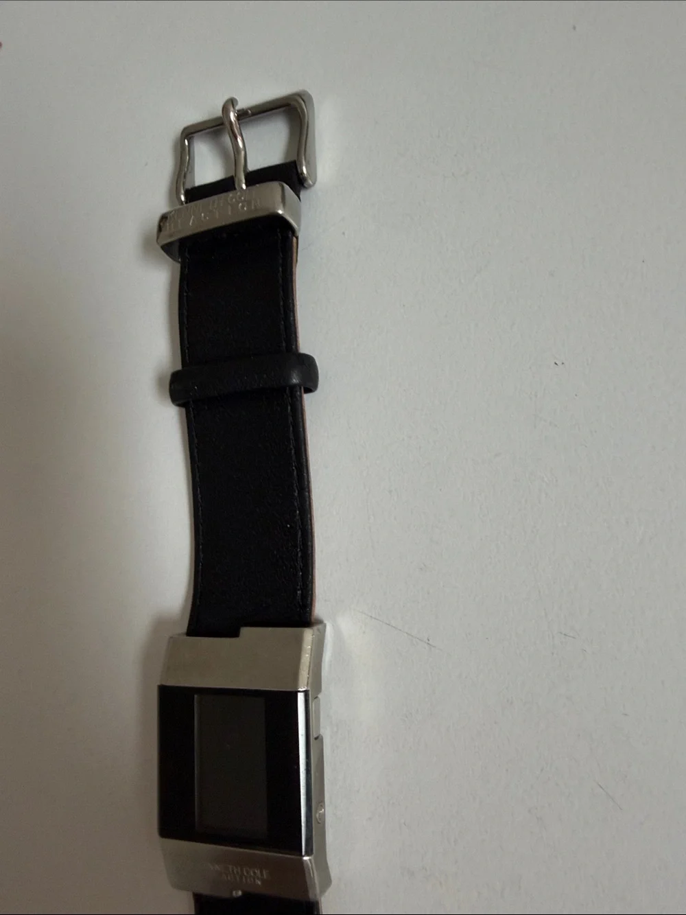 Kenneth Cole vintage Men’s Black Leather Strap Watch with Silver-Tone Case